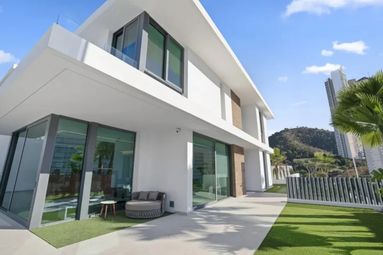 Villa in Benidorm – Benidorm